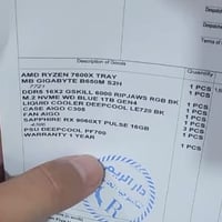 (مكلف بل نشر)عندي هاي التجميعة اريد ابيعها ب واحد ونص مستعجل على بيعته...