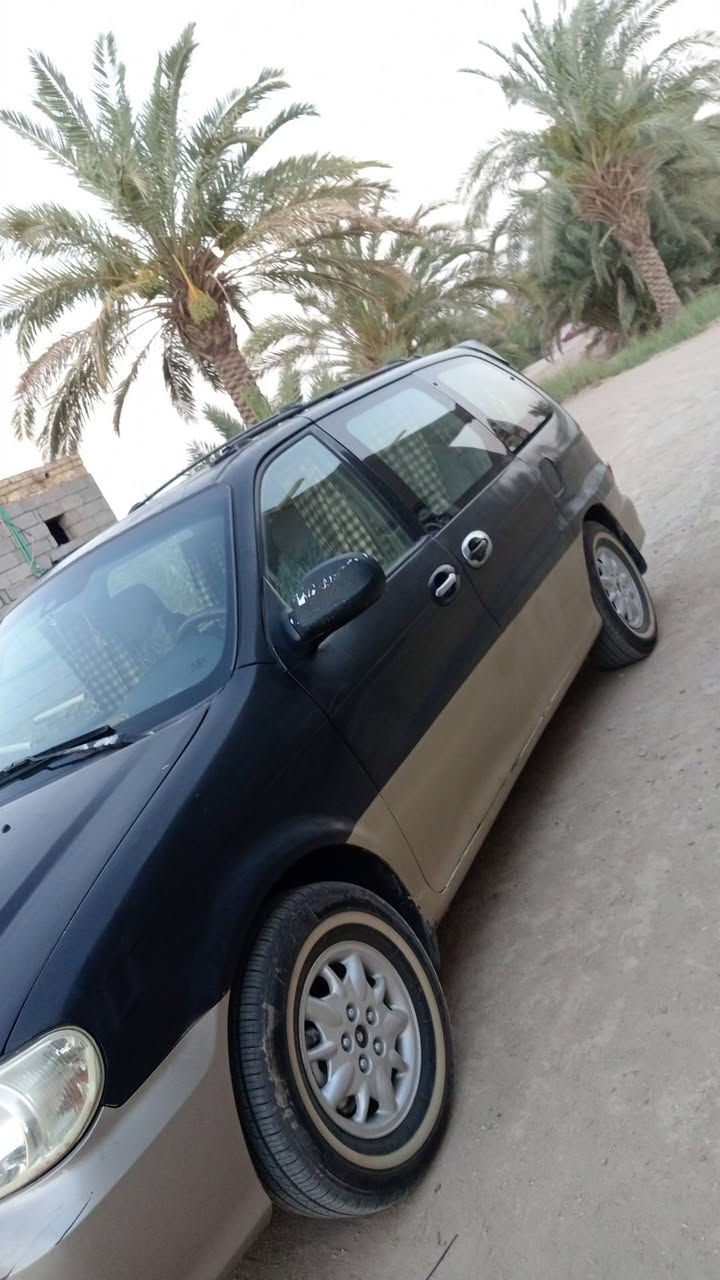 السلام عليكم كرنفال محدث 2005 البيع سعره 65 بيه مجال رقم نكليزي تبريد اشغال وحداديه جاهزه من كلشي مكان سماوه رقم ***********
