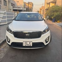 سورنتو 2016  كويتي خليجي  محرك سته سلندر داخل قرميدي جلد سبعه راكب دخو...
