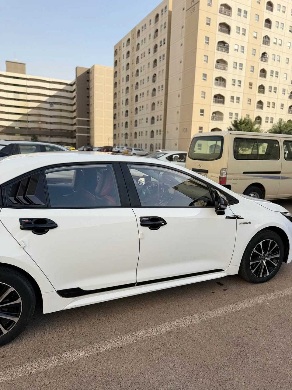 السلام عليكم
تويوتا كورلا هابيرد 

الشكل الأمريكي 

موديل 2024

ماشييه 64 تالالف

‏كفاله عامه 

فول موصفات عله فئه ✅

رقم بغداد تحويل مباشر 

السعر150 

رقم الهاتف***********

مكاني بغداد بسمايه
