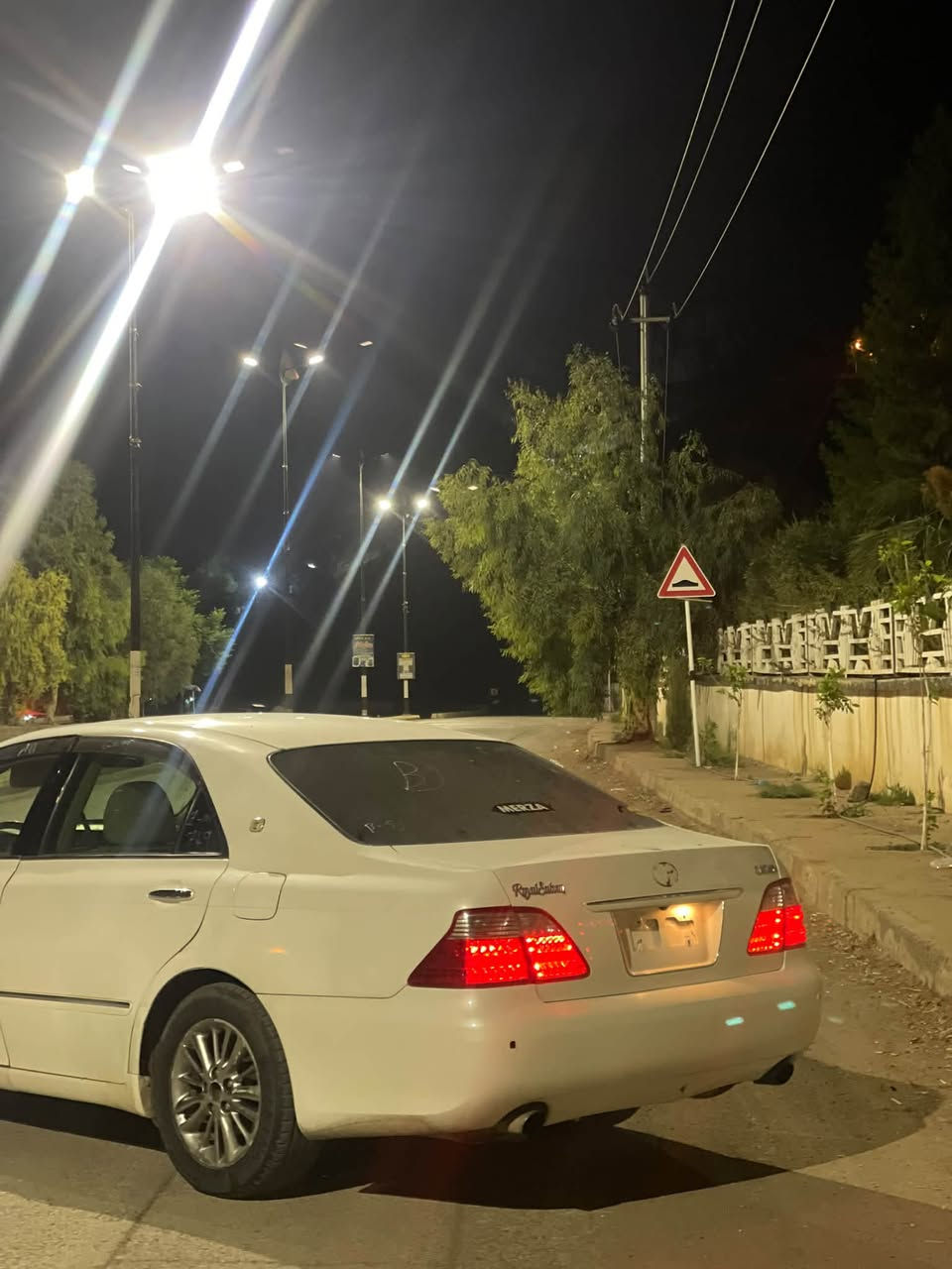 ٢٠٠٧ • أصفر • ١٣٢٠٠٠ كم