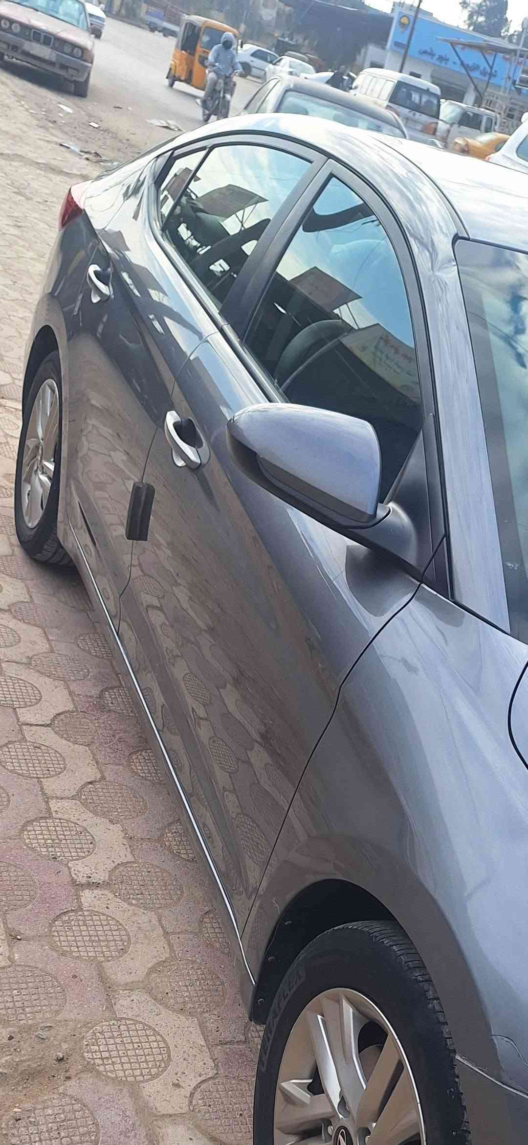 موديل 2019 كير at بلادي باسمي رقم بغداد ماشيه 120 ميل باسمي رقم بغداد ليبل واحد ضرر امريكا فقط بدون دواخل جاملغ وبنيد نفسهن مصلحات ايرباك دركه فقط السعر 130 وبيها مجال بابل المسيب ***********
