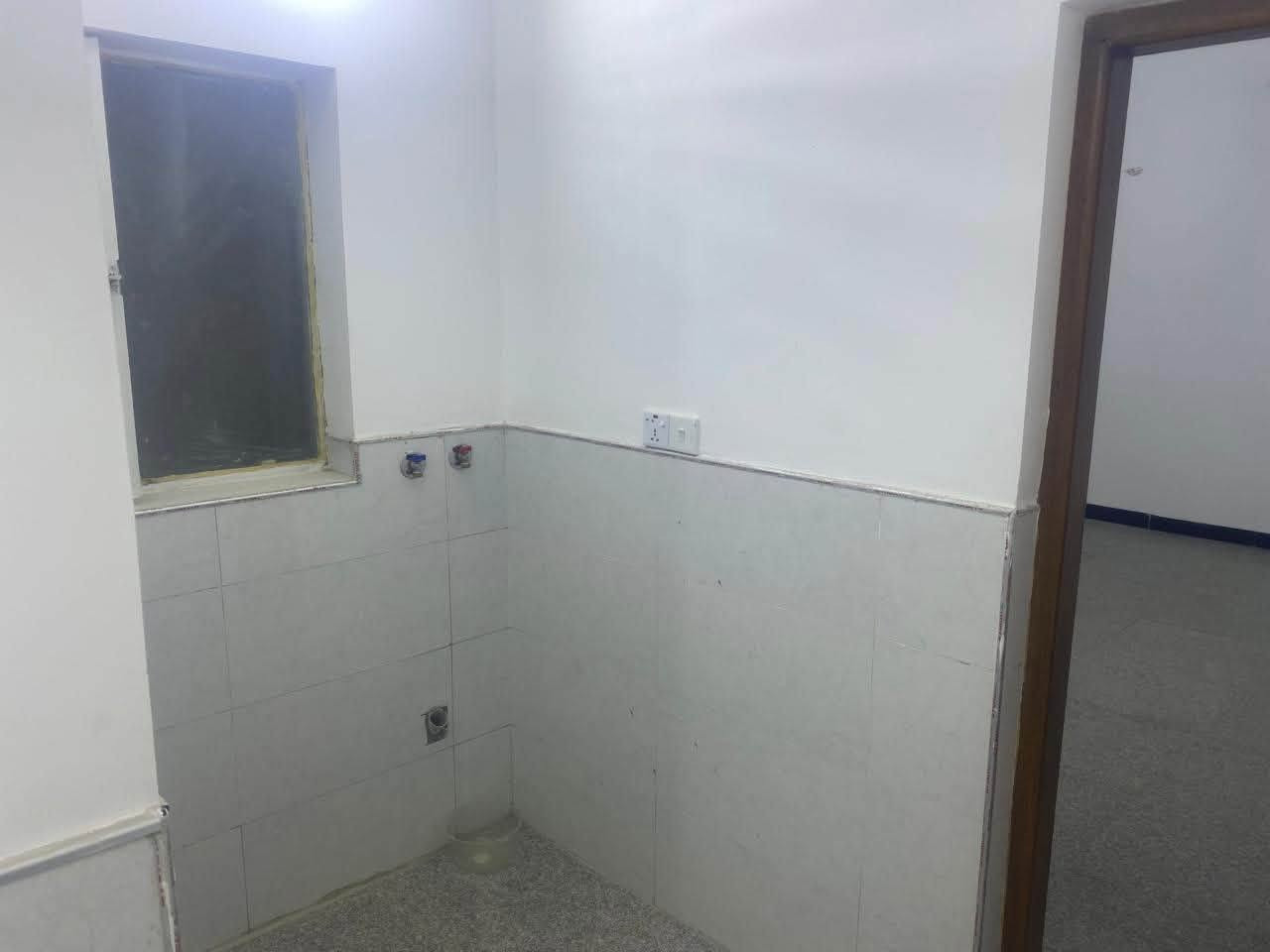للأيجار في السيديه

شقة طابق اول فوق الارضي ✔️

مساحه 160 متر جدآ نظيفة وجاهزة للسكن ✅

تحتوي على 2 نوم وصاله ومطبخ وخدمات وسطح 🔶

الأيجار 600 الف قفل 🔒 

موقع السيديه الضباط 📍

للأستفسار اكثر ☎️📞

***********

