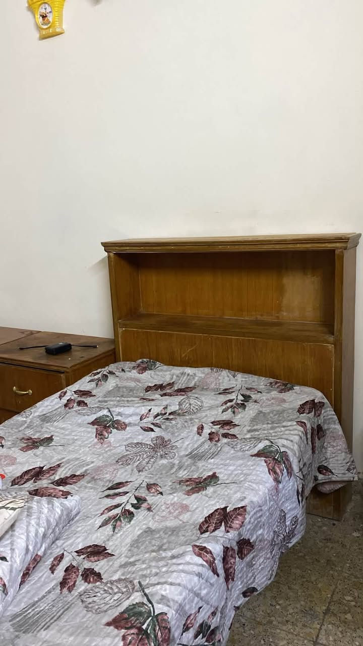 نجارة عراقية • سرير نفر • ميز تواليت