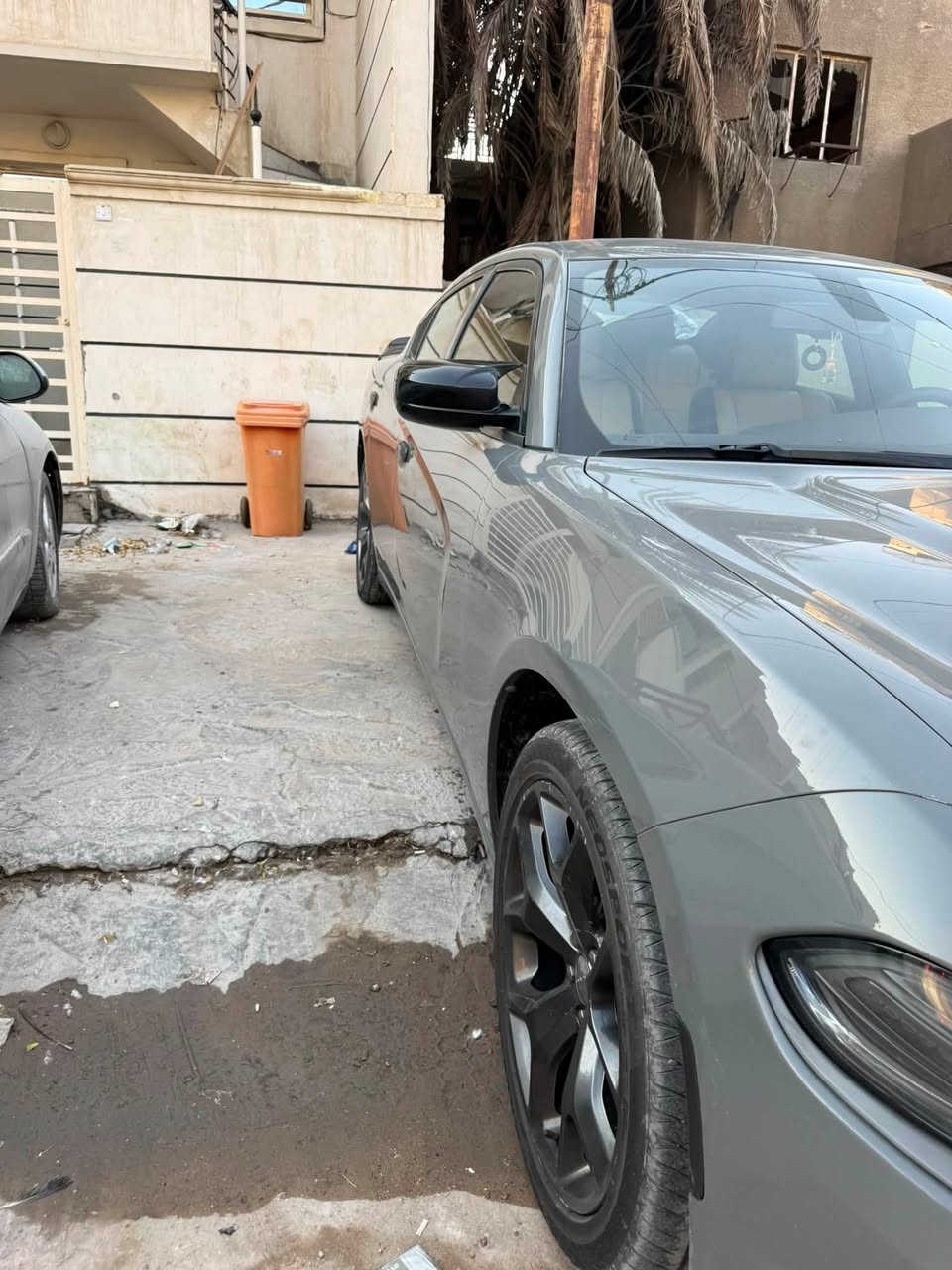 جارجر 3600 sxt plus
موديل 2018 ماشيه 88 ميل  رقم اربيل باسمي السياره كندي حادث جاملغ خلفي بسيط بجم كبس السعر 200 وبيهه مجال اللون اسمنتي غير متواجد عالفيس للاستفسار على الرقم *********** السونار مرفق  مع الصور
