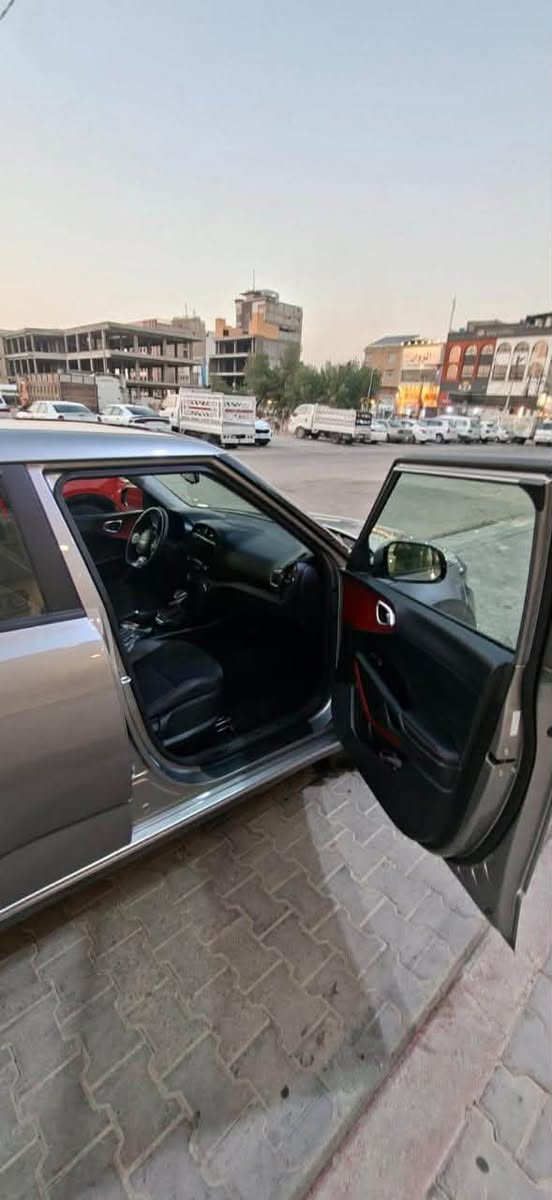 🚗 كيا صول موديل 2023 جي تي لاين
السعر اتصل مناسب لغرض السفر

فول 1/1 رقم اربيل باسمي تحويل ثاني يوم
🔧 المواصفات الفنية:

 • المحرك: 4 سلندر سعة 2.0 لتر
 • ا
 • نظام الدفع: أمامي (FWD)
 • الوقود: بنزين
 • صرفية وقود قتصاديه

 • شاشة كبيرة 
, فتحه 
 • بلوتوث
 • كاميرا خلفية
 • مكيف هواء
 • تحكم بالمقود
 • أنظمة أمان (ABS – ثبات إلكتروني – مانع انزلاق)

📊 تفاصيل السيارة:
▪️ الموديل: 2025 
▪️ اللون: سلفر
▪️ الممشى. 🔟 000
▪️ الحالة: باب 🚪 مبدل 
▪️ الاتصال على الرقم التالي ***********  واتساب
