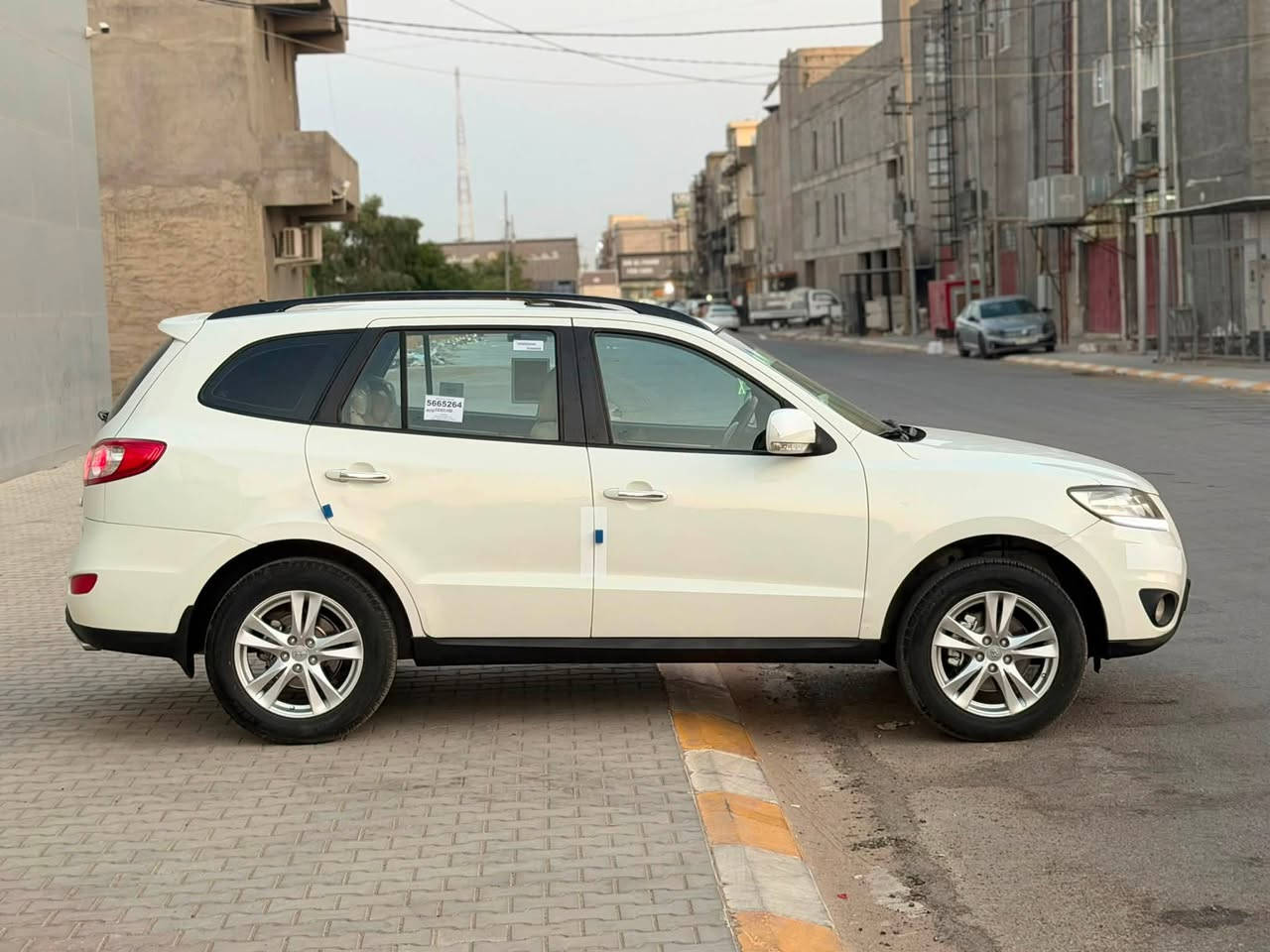 السلام عليكم….
للبيع بسعر   129$ اعتذر عن الاقساط والوعده
هونداي سنتاڤي 2011 شكل 2012 خليجي فول مواصفات Vip فول  لون ابيض رقم سليمانيه(انكليزي) سنوية جديدة لغايه 2030 هزة جديدة شرط التحويل…
سيارة مكفول..بدون دواخل بدون ايرباك….
بيها باب السكن صبغ يعني قطعه وحده
سيارة جاهزة بدون اي نقص….
محرك 4 سلندر …. 
شرط محرك وكير وصدر وكهربائيات وتبريد وتدفئة وتخم تاير سيارة جاهزة من كلشي….
 وسلايت وحساسات و7 راكب و3 قطع تبريد وتحكمات وتبريد لمس وبلاجكتور ولد ومري شفط وداخل صحراوي 
وكشن كهرباء وكشن جلد وبعد بيها اهواي مواصفات مايحتاج اذكرها)…
العنوان/ صلاح الدين/ تكريت
للاستفسار ***********
***********

