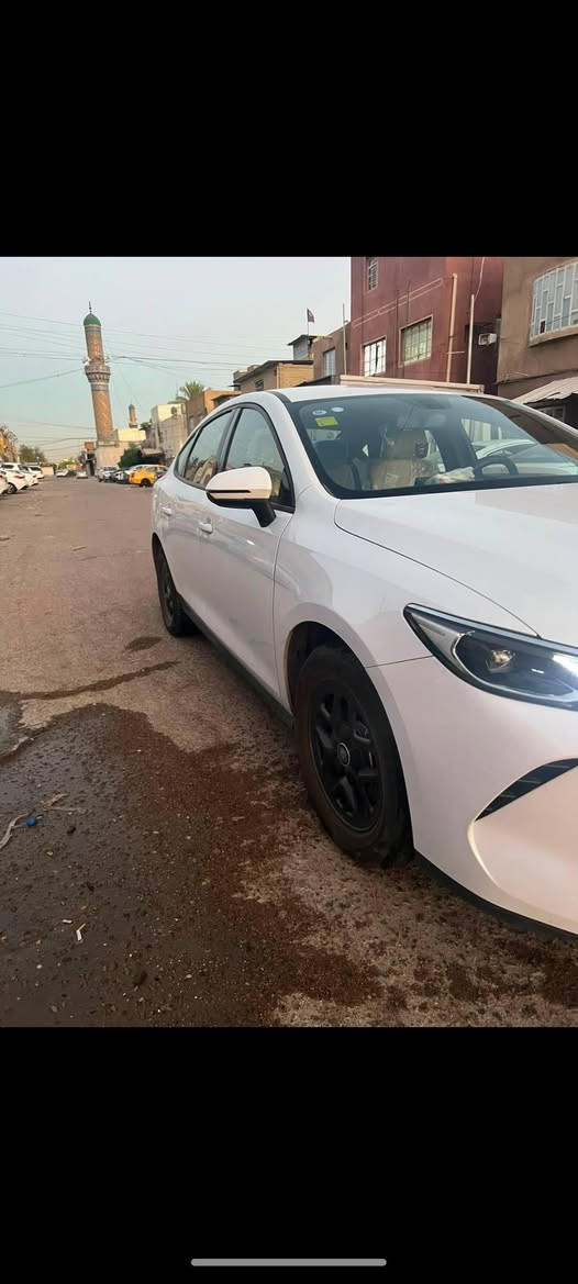 السلام عليكم  BYD Qin Plus
موديل 2025 سياره مكفوله 
السعر  19.400وبيه مجال بسيط حك الجيه مكان سياره بغداد رقم الهاتف ‏‪‏ ***********
