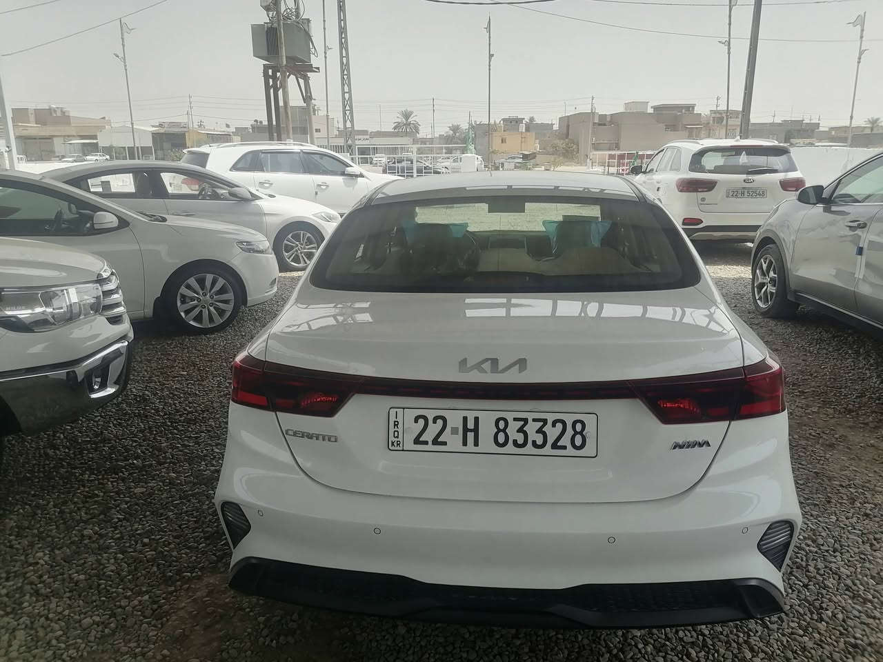 السلام عليكم سيراتو للبيع موديل 23 رقم اربيل كفاله عامه محرك 1600 قطعتين تبريد ماشيه 100 سياره جاهزه من كلشي مكان السياره واسط الصويره الشراي يتصل *********** مراوس سيراتو موديل 19 الى 24
