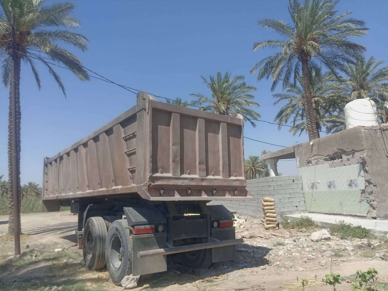 السلام عليكم عربانه حداديه عربونه حداديه عربونه حداوديه عربانه حداديه للبيع هربانه حداديه للبيع ***********
