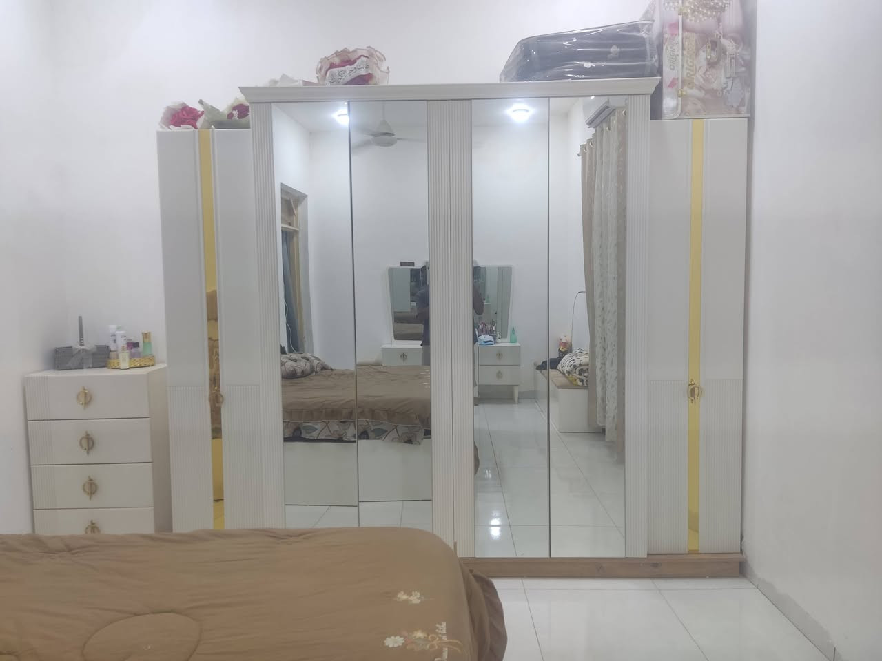 غرفة مستعملة • نضيفه حيل • ديوانية دغاره