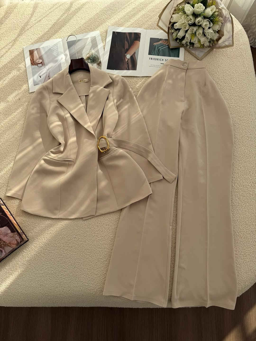 طقم رسمي 🍒
السعر ناربنات 30,000 بس
قياساته 46-48-50-52 
طول بنطرون 110cm
خدمة توصيلنا متوفرة لجميع محافظات العراق
تكدرون تراسلونا على الواتساب ***********⁩⁩⁩⁩⁩⁩
