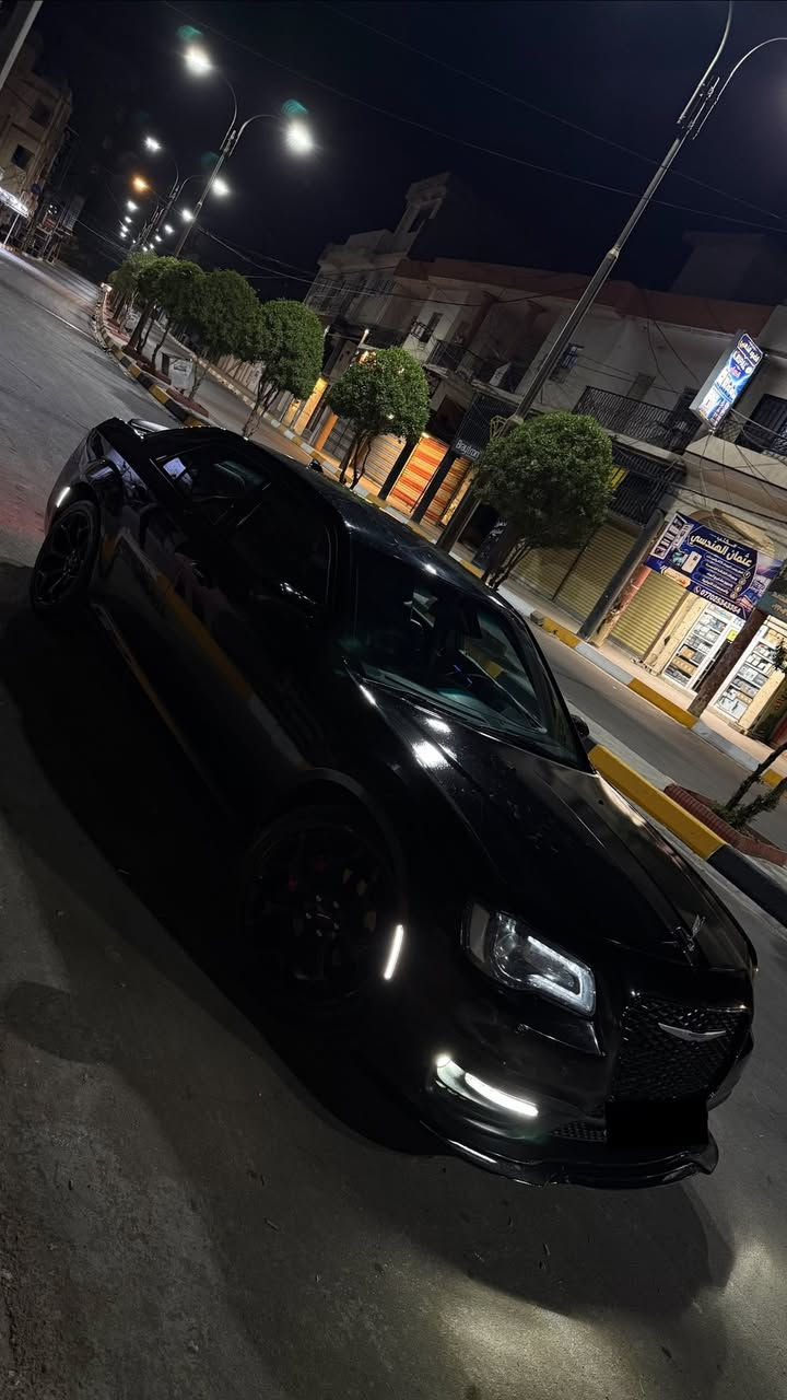 السلام عليكم 
اوباما 2019 s مرمزه 2020 
رقم بغداد باسمي تحويل ثاني يوم 
مواصفات ال S معروفه 
بدون بانوراما 
كشنات حضن تدفئه 
سياره كامله كير محرك كهربائيات تبريد 
صدر امامي خلفي جديد
ماناقصها شي 
بيع او مراوس 
*********** 
مكاني ديالى بعقوبه

نص مكتوب في الصور:
- Главная CHRYSLER 300 S 2019 VIN: 2C3CCABG1KH693927 2:35 CARFAX AUTOCHECK Информация vf.vin VIN: 2C3CCABG1KH693927
- ГЛАВНАЯ CHRYSLER 300 S 2019 VIN: 2C3CCABG1KH693927 CARFAX AUTOCHECK Информация vf.vin VIN: 2C3CCABG1KH693927