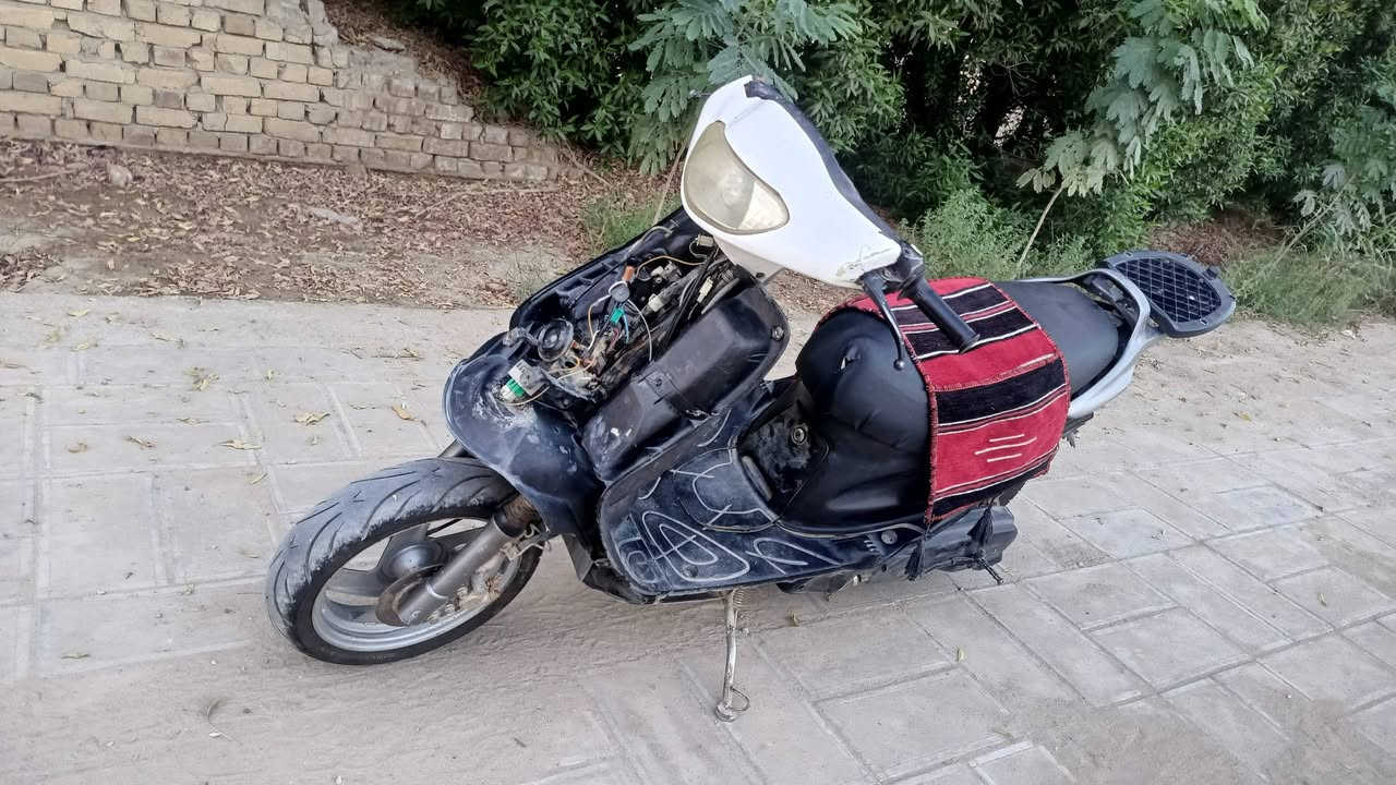 سلام عليكم من رخصت الادمن دراجه لكزز خبط نضيفه شلعه معدل مكينتها رمبه نضيفه كلش
نص هندر كابريتر خطين لايت امامي بك لايت أشاير كلها شغاله كفراتها لون ابيض اني فاتحهن شويه تعبانات عوزه باتري وكفرات سلف شغال بس باتري نقصه بيه بس ضعيف ميدير سلف تايرات جدد بلجيس بريك قفل جنطه دراجه مال كراب وين ماجان اطلع بيه  لبيع او مراوس حسب الرغبة السعر 250 مكاني حله مركز ***********
