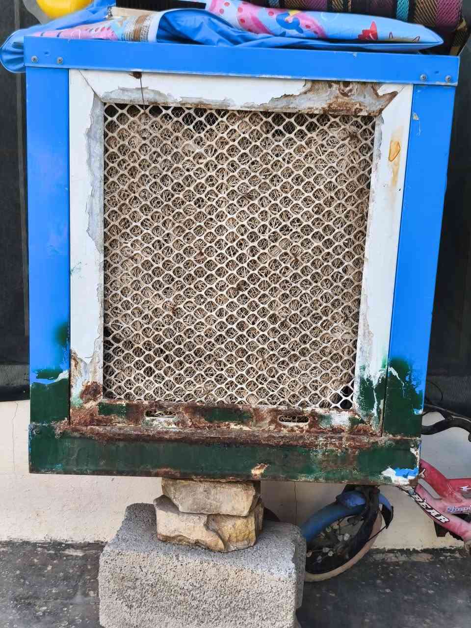 غراض للبيع بسعر مناسب
***********
