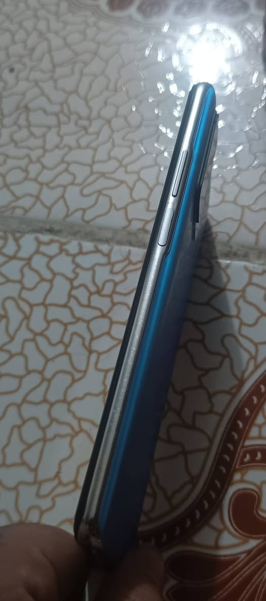 شاومي 11تي
ذكره 256
بوبجي 90فريم 
رام 8+8
سعرو170بي مجال 
***********
***********
بي طبع خفيف

نص مكتوب في الصور:
- حول الهاتف
- اسم الجهاز
- Xiaomi 11T
- التخزين
- ٢٥٦ ج.ب / ٤٩,٣ ج.ب
- إصدار نظام التشغيل
- 1.0.17.0.UKWMIXM
- إصدار Android
- 14 UP1A.231005.007
- تحديث أمان نظام Android
- 2025-07-01
- المواصفات والمعلومات التفصيلية
- النسخ الاحتياطي والاستعادة
- إعادة ضبط إعدادات المصنع
- الشهادة