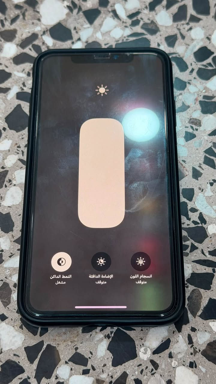 آيفون اكس ماكس • ٥١٢ • بطارية ٧٢٪