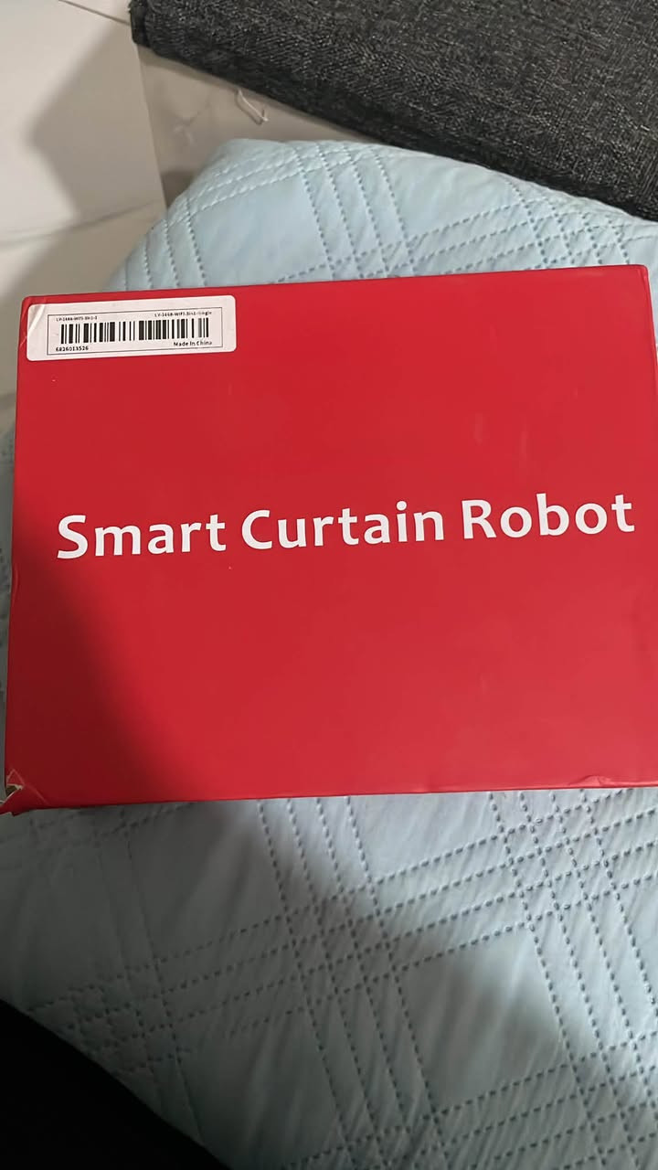هذا هو روبوت الستائر الذكي Nedis SmartLife داخل صندوق التغليف الخاص به، ويتميز بالعناصر التالية:التحكم الذكي: يتيح لك فتح وإغلاق الستائر تلقائيًا عبر تطبيق الهاتف أو الأوامر الصوتية.التوافق: مصمم ليعمل بسهولة مع مختلف أنواع قضبان ومسارات الستائر المنزلية (مثل قضبان U و I).سهولة التركيب: يُثبت مباشرة على القضبان الحالية دون الحاجة لتغييرها، ويعمل بالطاقة المجدولة أو
الواتساب:/***********
