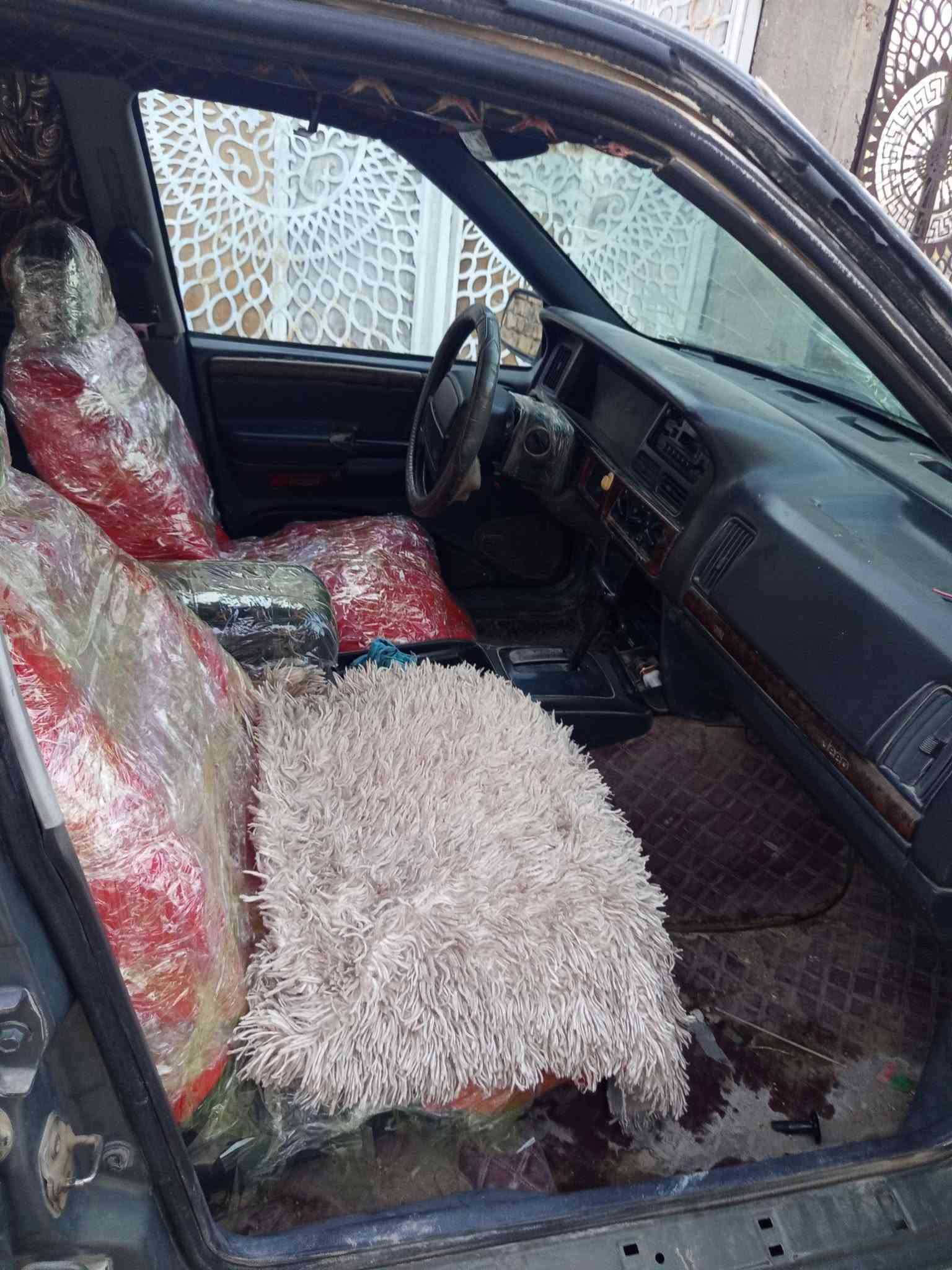 سياره جيب امريكي موديل 96كير اوتمايتك سيارة بلاديه  محرك 6سلندر سعر 40وبيهه مجال او مراوس بكيه بسته او بريجو رقم ***********
*********** @إشارة
