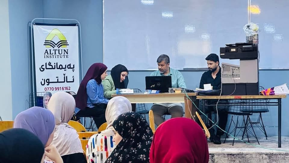 فۆرمی زانکۆلاین

بەئەزموونی زیاتر لە 17 ساڵ
شارەزایی و وردی  ، دڵسۆزی و کارامەیی
لە خزمەتی قوتابیانی ئازیزی دەرچووی پۆلی {12} ئەبین ....
#قوتابیانی_ئامادەیی_زانستی_وێژەیی
#قوتابیانی_پیشەیی
#قوتابیانی_قوتابخانە_نێودەڵەتیەکان
ڕۆژانە کاتژمێر {7:30 } 
ب کاتژمێر {9:00} شەو
لای ئێمە تەنها فۆرم پڕناکەیتەوە ، دڵنیایی وەرئەگریت ...
#هێمن_عمر
#زانکۆلاین
#کەلار_فەرمانبەران
#پەیمانگای_ئاڵتون
