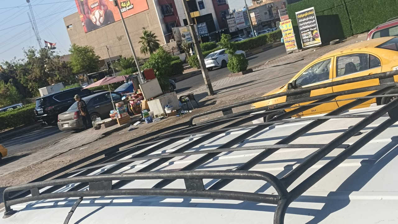 سلام عليكم 
سيبايه دوج كرفان مديل قديم للبيع مكان بغداد سعر ٧٥ 
***********
