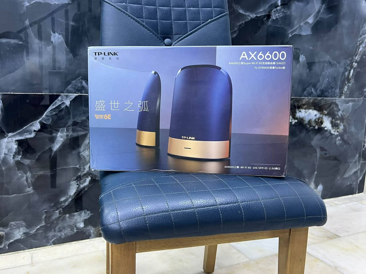 راوتر ضخم AX6600 tplink مستخدم اخو الجديد جهاز راقي وقوي جداً نظام شبكة الميش اللغة كورية لازم بالإعدادات أترجم وتشتغل بحالة تغيير الرمز وباقي التفاصيل.
للبيع السعر ١٥٠ بي مجال 
الشعب 
***********
