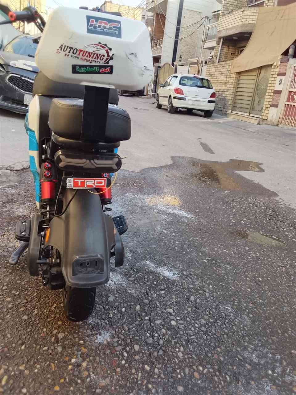 سلام عليكم عندي دراجه ار 9 2026صار شهر من نزلته دراجه فول بصمه وكرت وسويج ب600 وبيهه مجال تمشي 50 عنواني بغداد الدوره حي اسيا هذا الرقم ***********
