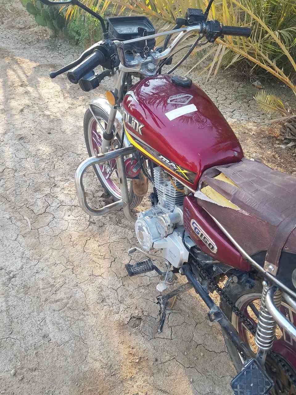 سيفان 21   مكفوله  375  وبي مجال بسيط  ***********
