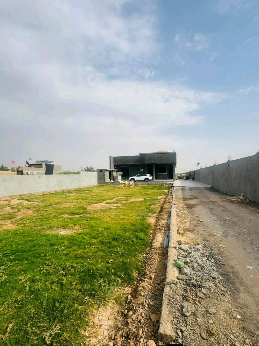 ٦ دونم • ٥ محلات حديثة • بيت ٣٠٠م ٢٠٢٦