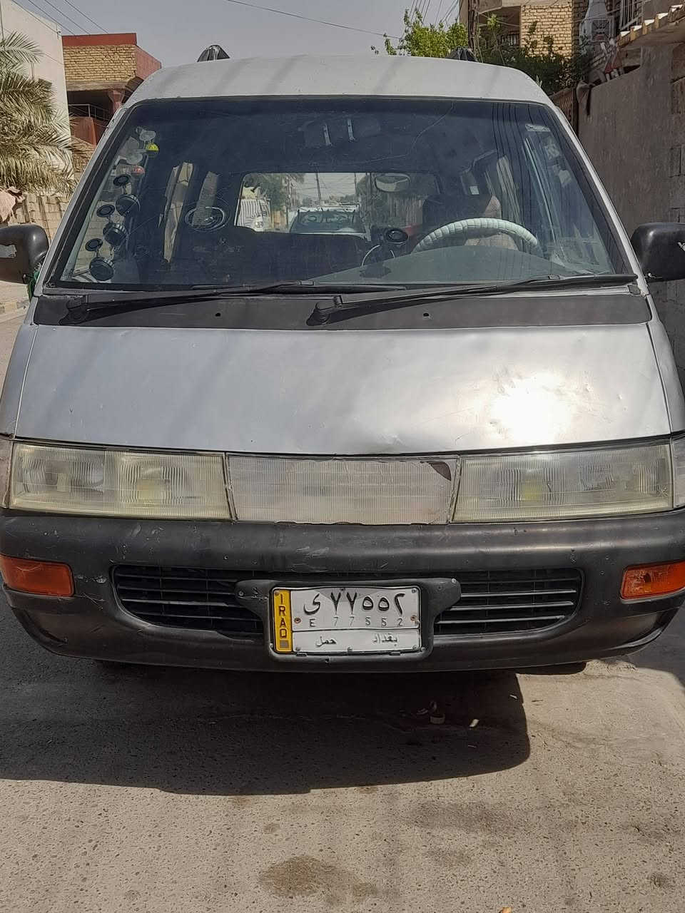 السلام عليكم
فاره للبيع سياره جاهزه 
كير ومكينه ففتي وصدر اكسل مكفولات 
السعره 28 وبيها مجال 
العنوان الحسينيه مال راشديه 
الاستفسار ***********

