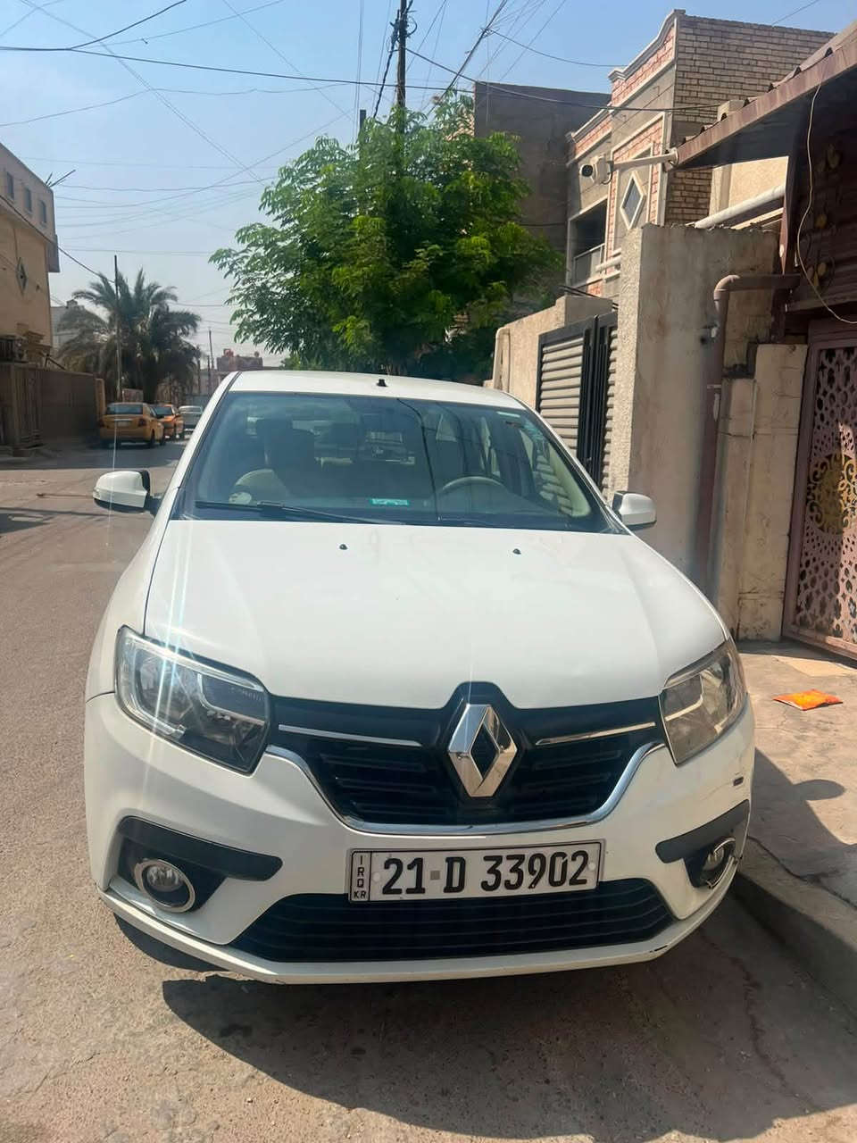 رينو سمبل
2020 قطعه صبغ ويوجد بارد حسب الصور

رقم سليمانيه مكانه بغداد

سعر  80 ومجال

***********
