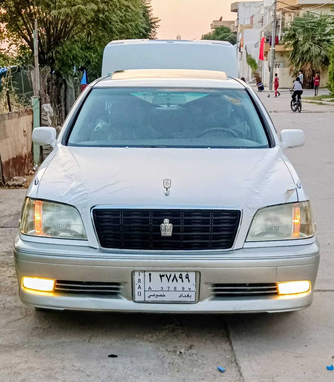 سەرەتا بەناوی خوا ماشااڵڵە لەماڵی هەموولایەک مەلیکە شتی نمونەوجوان .مەلیکەی مووس 2001 دووسویچ بئ بۆیاخ بەس شوێن مووسەکانی بۆیاخە هیچ دەعموولێدراوێکی نیە مەکینە vvt مەرغوبی بازاڕ.سەیارەکە یەک دووگمەیە  سڵایدە  برێکی بەسراوەو مەزبوطە گێڕومەکینەی زۆرمەزبوتوبێ عەیبە کارەبای هەمووی بەشەرت تەبرید ساردووگەرم بێ تەقەوڕەقەیە زۆرتوندوتۆڵ و مەزبوتە. کۆدی بۆتۆرکراوەبەناوی خۆمان سەیارەکە ماشااڵڵە ی ئەوێت سەیارەی مەعرەزنیەولای خۆم بووە زۆرجوان خزمەت کراوەو ڕاگیراوە  داوای 54گەڵاو معامەلەیەکی  کەم  تکایە سعر نازانی ماڵی کەس مەشکێنەو سەیارەکە بەچاو دیارە ژم *********** سلێمانی
