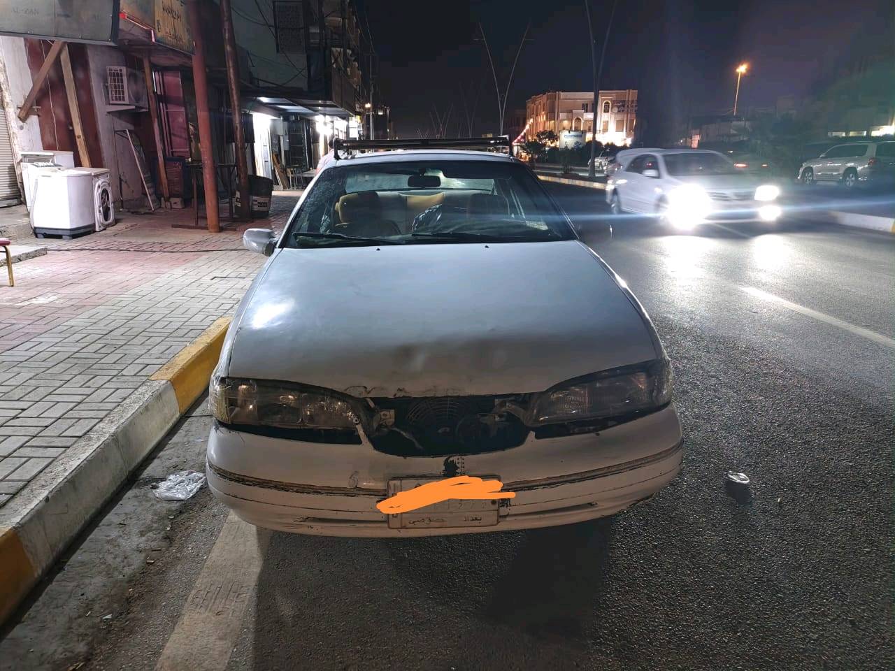 السلام عليكم سيارة برنس فراشه موديل 1997 رقم بغداد بأسمي تحويل مباشر محرك بي تبخير كير حاله جيده صدر جيد سيارة مال عمل وهي بحالة جيده وتشتغل الشراي يتصل على هذا الرقم *********** السعر 20ورقة بي مجال  مكان السيارة الرمادي التأميم