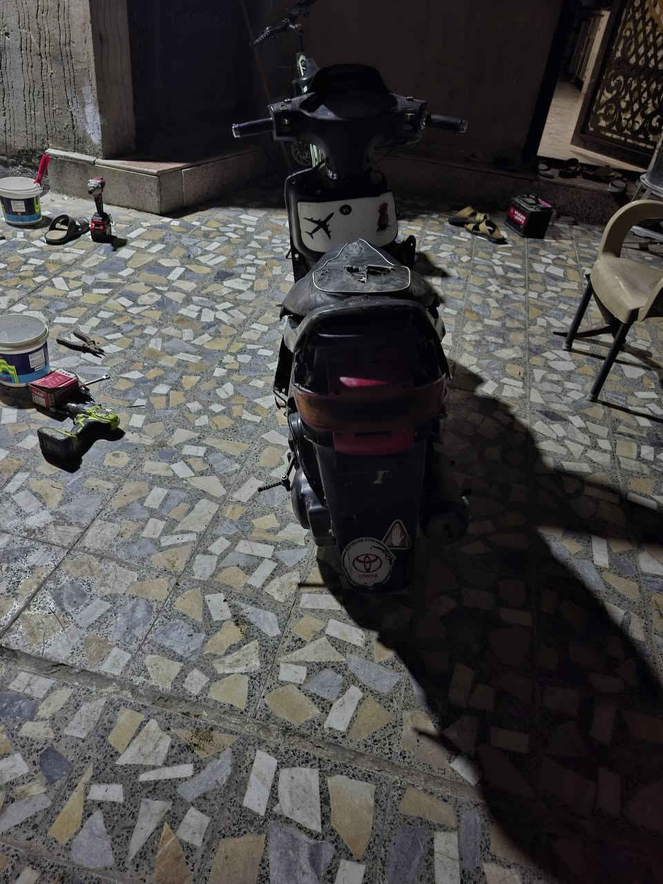 دراجه فراشة ما مفتوحه مكينه سعره 200 بيه مجال ***********. التواصل على وتساب
