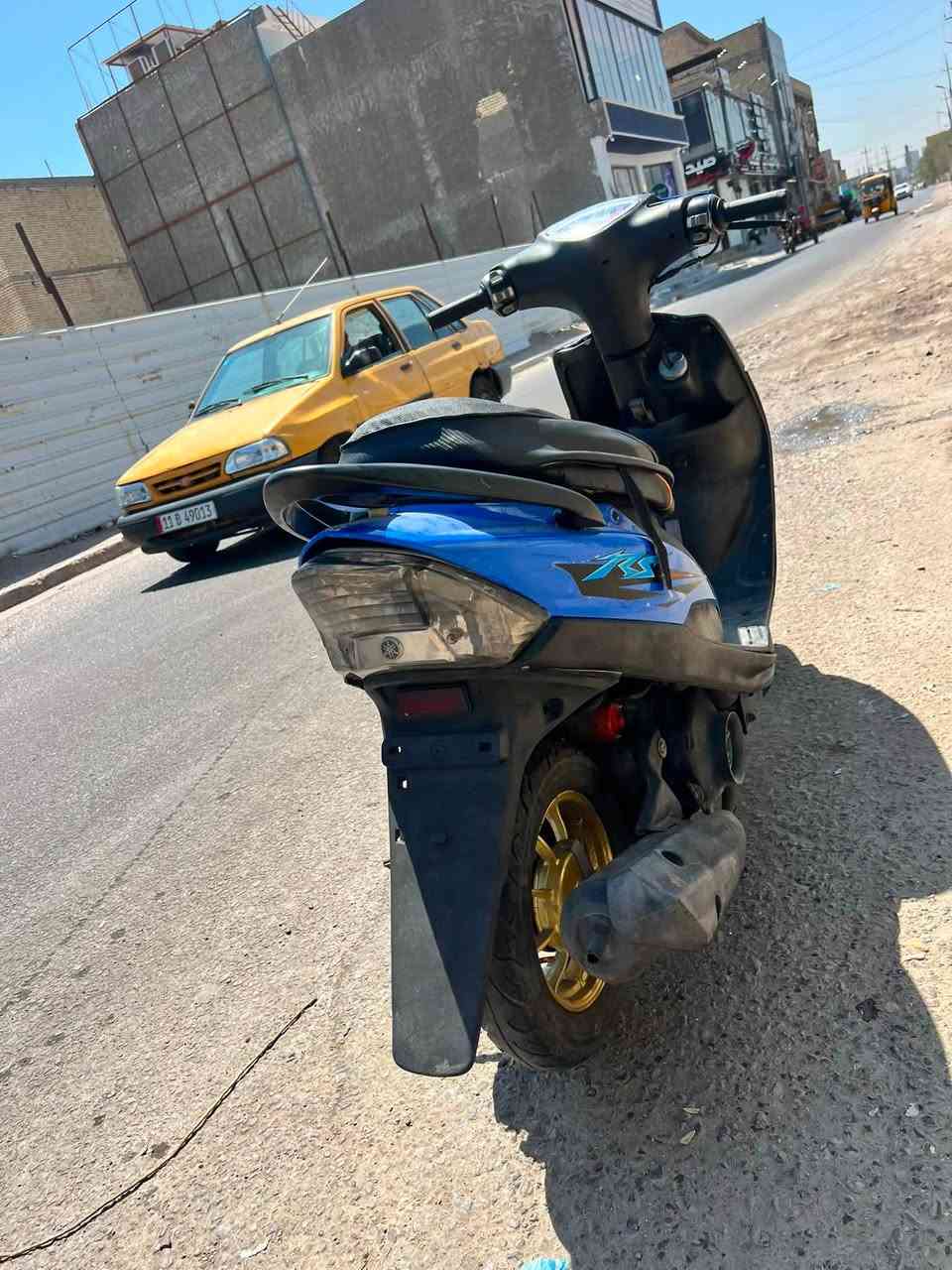 سلام عليكم دراجه ماكس عدله 120نضيفه شلعه معدل نكره سلف هندر مكنيه ناعمه كلش كهربايات كله شغاله 350 بيه مجال  مكاني شعله زراعي خطيب شارع حشد ***********
