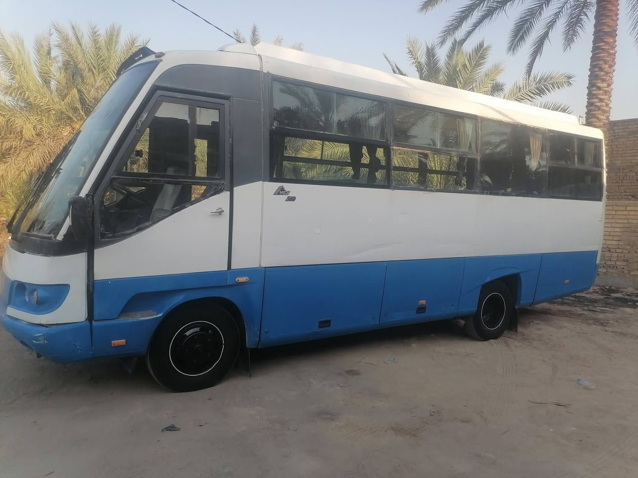 من رخصة مدير الكروب للبيع باديه مارسدس رقم بابل انكليزي مميز بسمي السياره جاهزه مكينه كير اكسن تخم تاير وصل خط عل المدينه القديمه مكاني نجف السعر ١٣ ونص  وبيه مجال ***********
