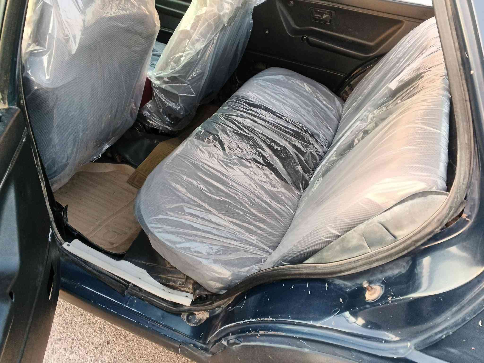 جولف موديل 91 مكينه نظيفه جير نظيف سنويه خضراء ليث 18 بدون دعمه بدون طخه سياره شغاله سياره سياره شغاله كربون ما مسجل شرطه التحويل طقم تايه نظيف دواخلها نظيف سياره شغال بيها صبغ باب شامله تطويز ال ضخمها على النص.   ***********.   ***********
