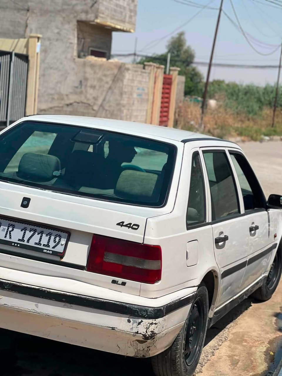 سلام عليكم فالفو 440
محرك شرط  
طخم تايه
 سياره حلوه كاعده
تبريد ينرادلو كنبريسر بس
سعرها 26 وبيها مجال 

اتصل ***********
