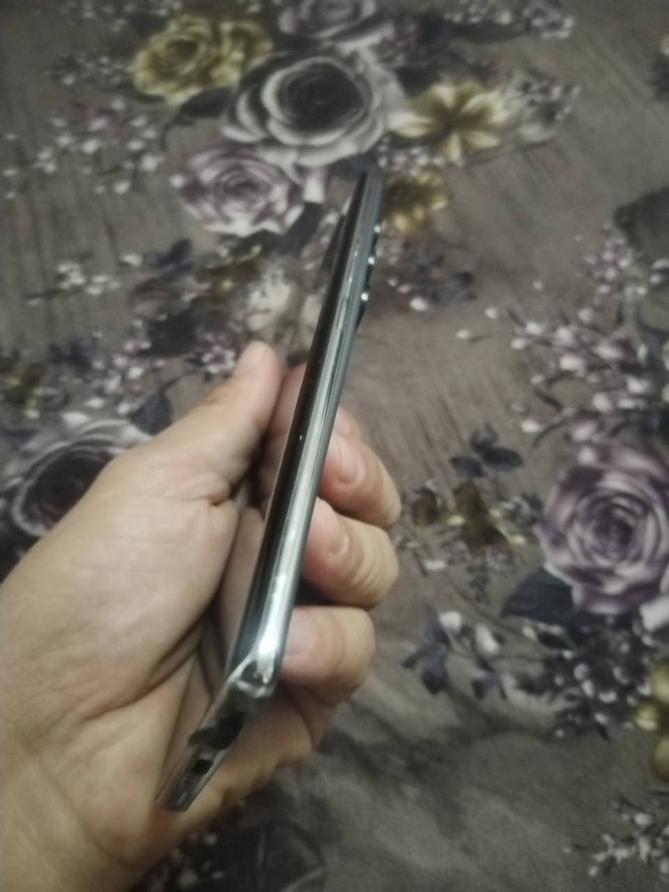 تكنو 40 فاي جي للبيع ومراوسه
ما بي شي بس شخط مثل ما واضح ما ماثر بشي 
جهاز نضيف حيل معا كارتون وكيبل فقط 
سعر 300 بي مجال بسيط
*********** واتساب متواجد
