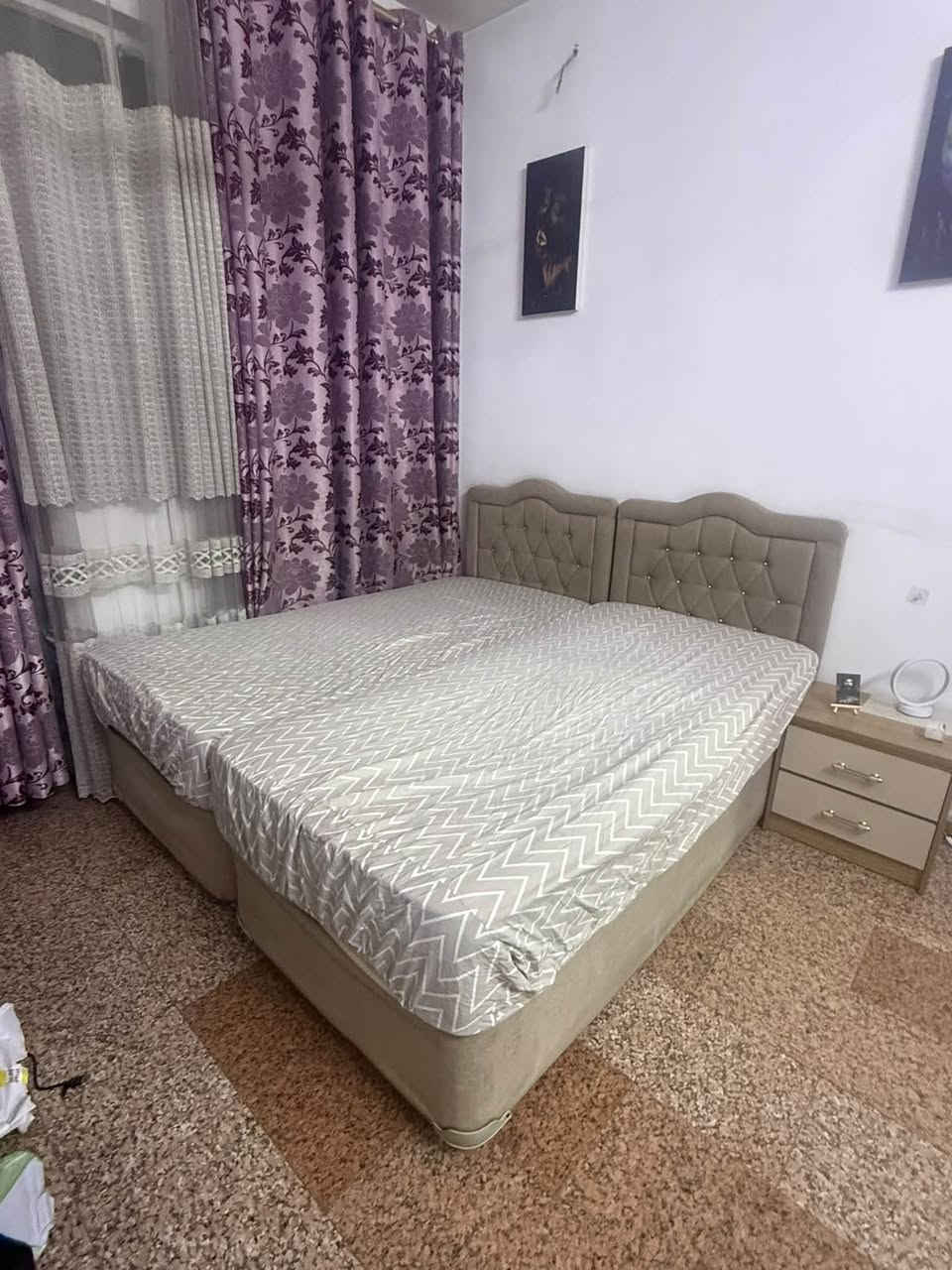 جرابي البيع السعر الواحده ١٠٠
الرقم ***********

في بغداد
