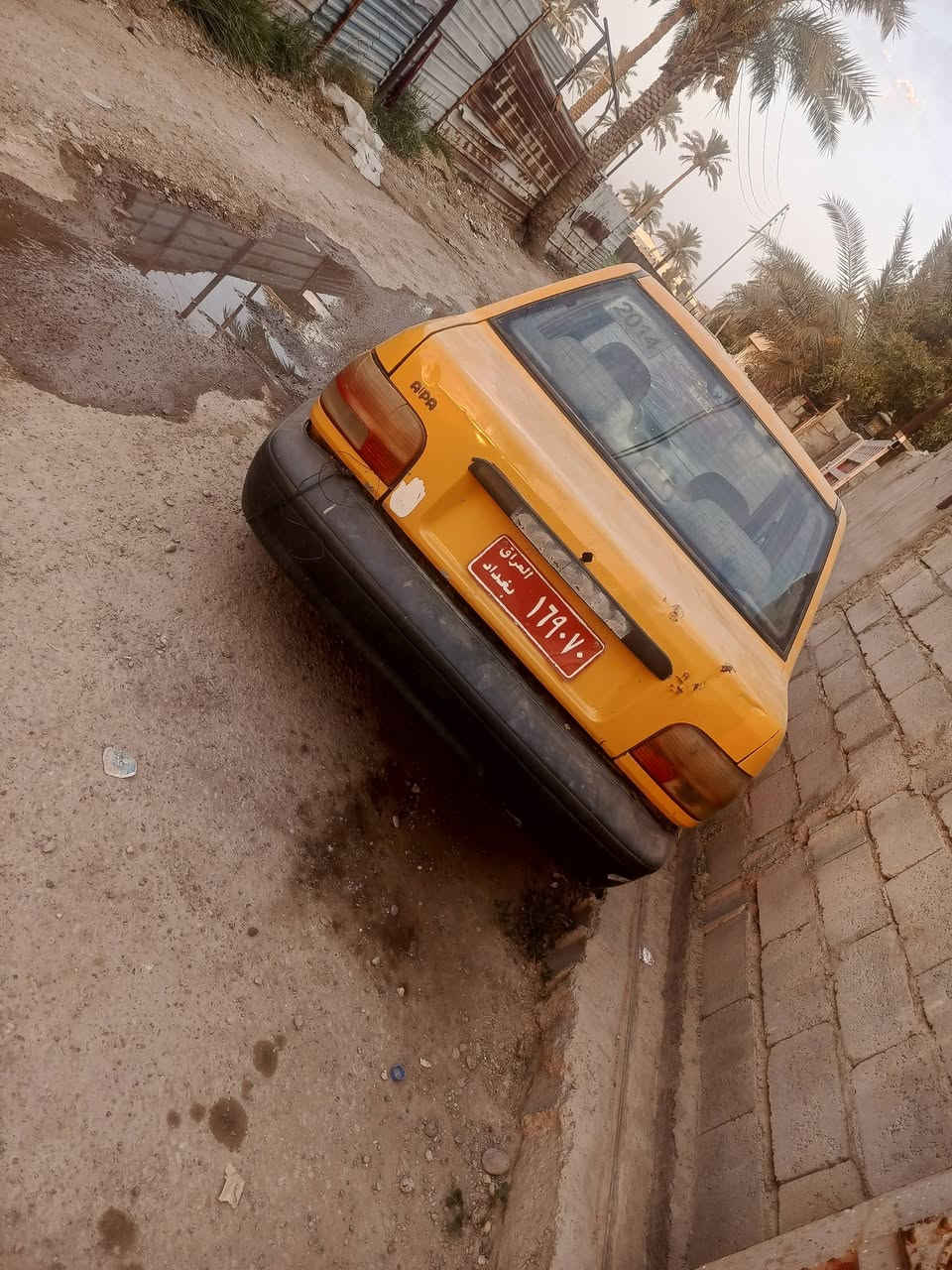 سلام عليكم سايبه ١٢ شغاله بس المحرك يبخر تخم تاير*********** جديد كير جديد سنويه عضم عاج رايده 7 ورقات عنوان بغداد تاجي
