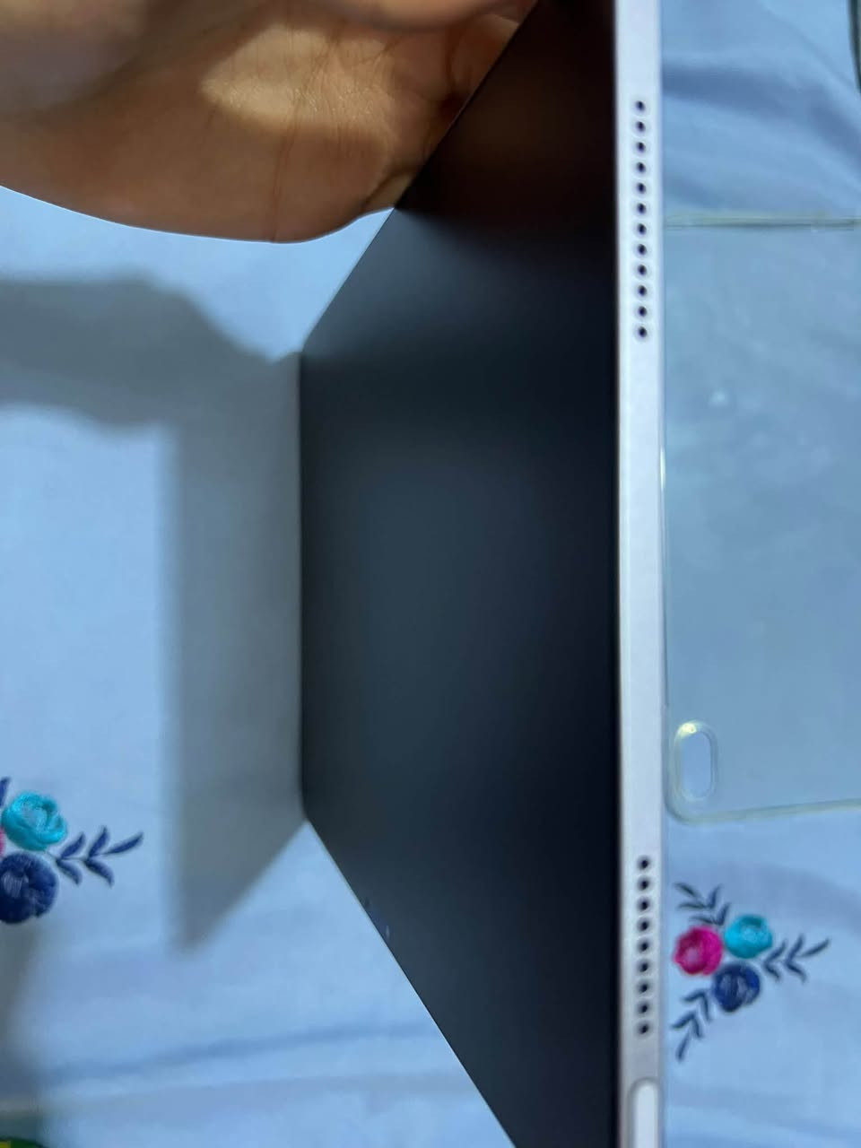 آيباد اير 11 • ١٢٨ جيجا • بطارية ١٠٠٪