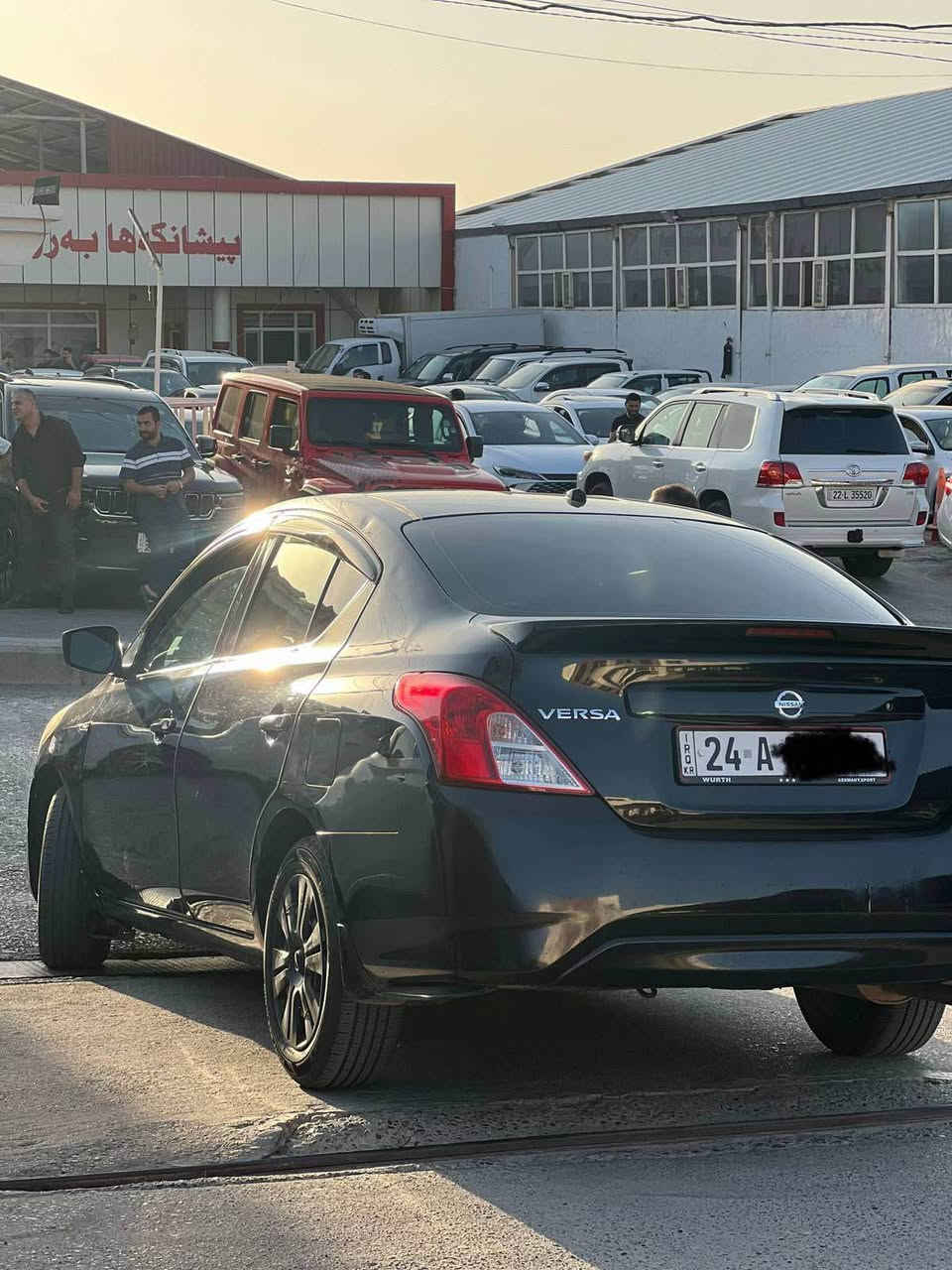 بونيد صبغ بى داخلى
١٣٠ ميل
٢٠١٧
سعر ٨٨ ورقه
٢ ورقه غرامات 
*********** واتساب دهوك, العراق
