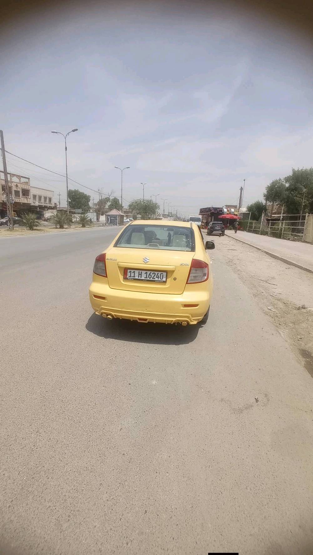 السلام عليكم للبيع سيارة سوزوكي ياباني sx4موديل2011وارد أمريكي محرك2000 بأسمي مصفره هيئه وغرامات بدون حادث ليبل واحد گير عادي السعر 42وبيها مجال الإتصال على الرقم واتساب ***********