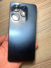 Tecno spark 20c جهاز مستعمل نظيف للبيع / قيم واخذ  المواصفات الذاكرة :...