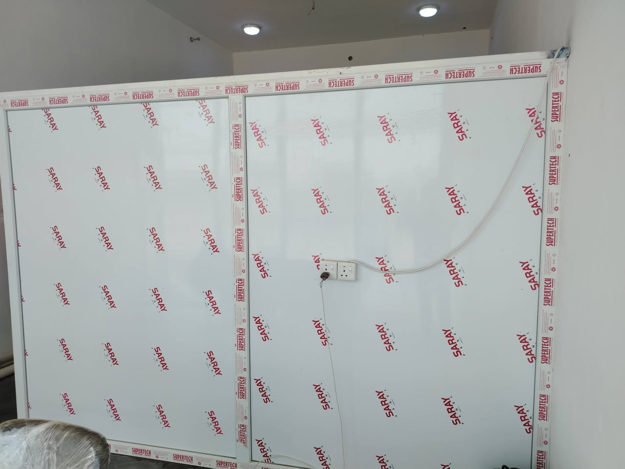 غراض للبيع
تنور مندي غاز وكهرباء 
قاطع ابلاستك 2×3
طباخ ٣ عيون فصال جديد
***********
