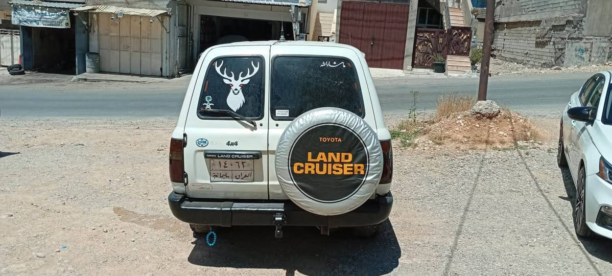 لیلاعلوی ١٩٩٠ کۆرینەوە فرۆشتن بەس بەشەرتی ئەوەلیات ئەیدەم حجیزی لەسەر نەبیت سەنەوی ئیستنساخ لەگەلە لە سلیمانیم گێڕ مەکینە بەشەرت مەکینە بطە گێڕ عادی دەبل ئەکسل ئیش ناکات دەعمو لیدراو بەشەرت تەقەو رەقە بەشەرت  سەیارە کە زۆر جوان ماوەتەوە *********** سعری ٣٥ گەلا السليمانية, العراق
