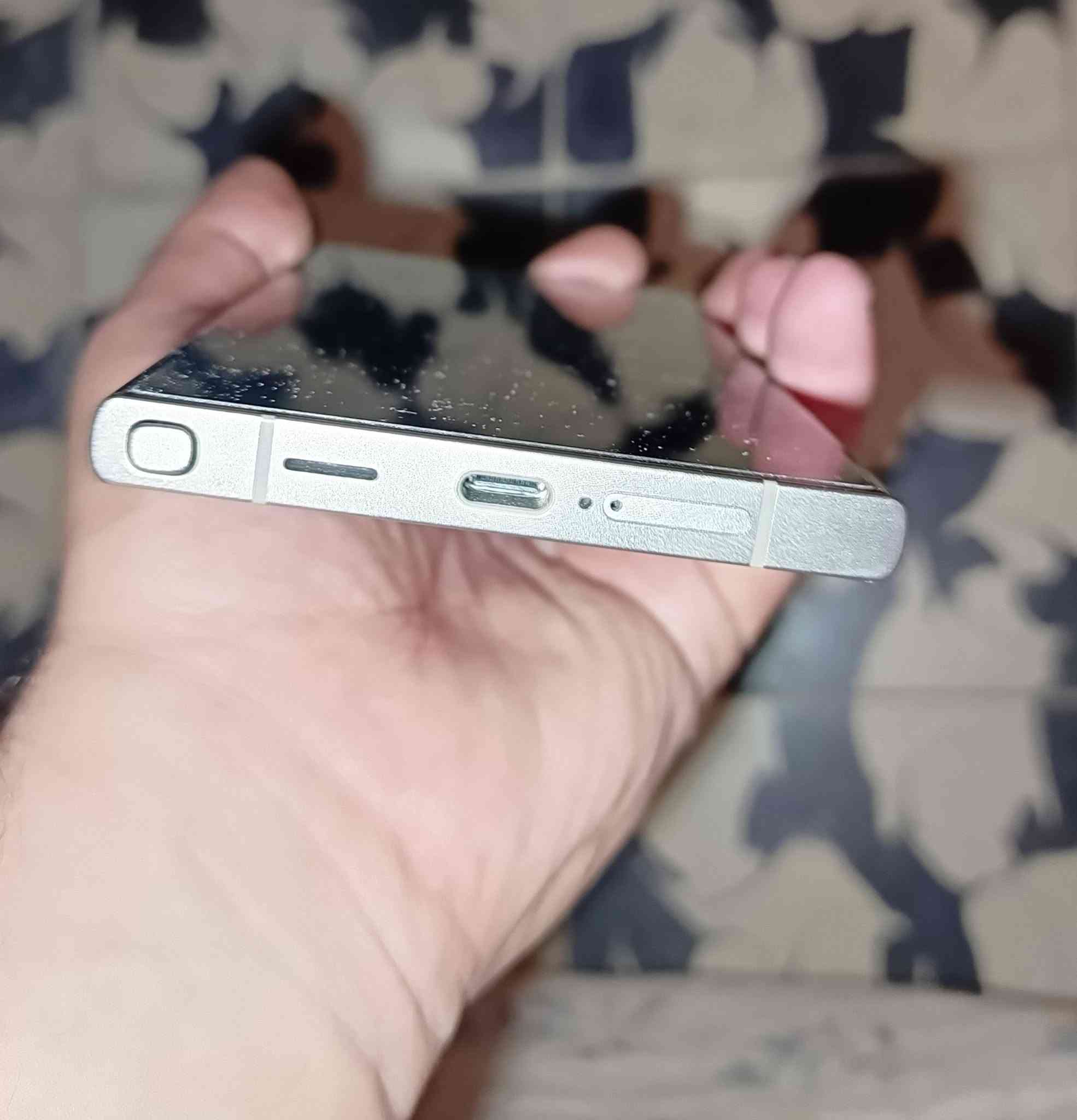 السلام عليكم
جهاز Galaxy s24 ultra للبيع

نظافه 100 %

الذاكرة 256

الجهاز بلادي مامفتوح ولامبدل بيه شي

استخدام قليل مل البيت 
ضمان شركه جبال بعد ب الضمان ماخلص 

مكاني الأيمن 

السعر على الواتساب ***********
