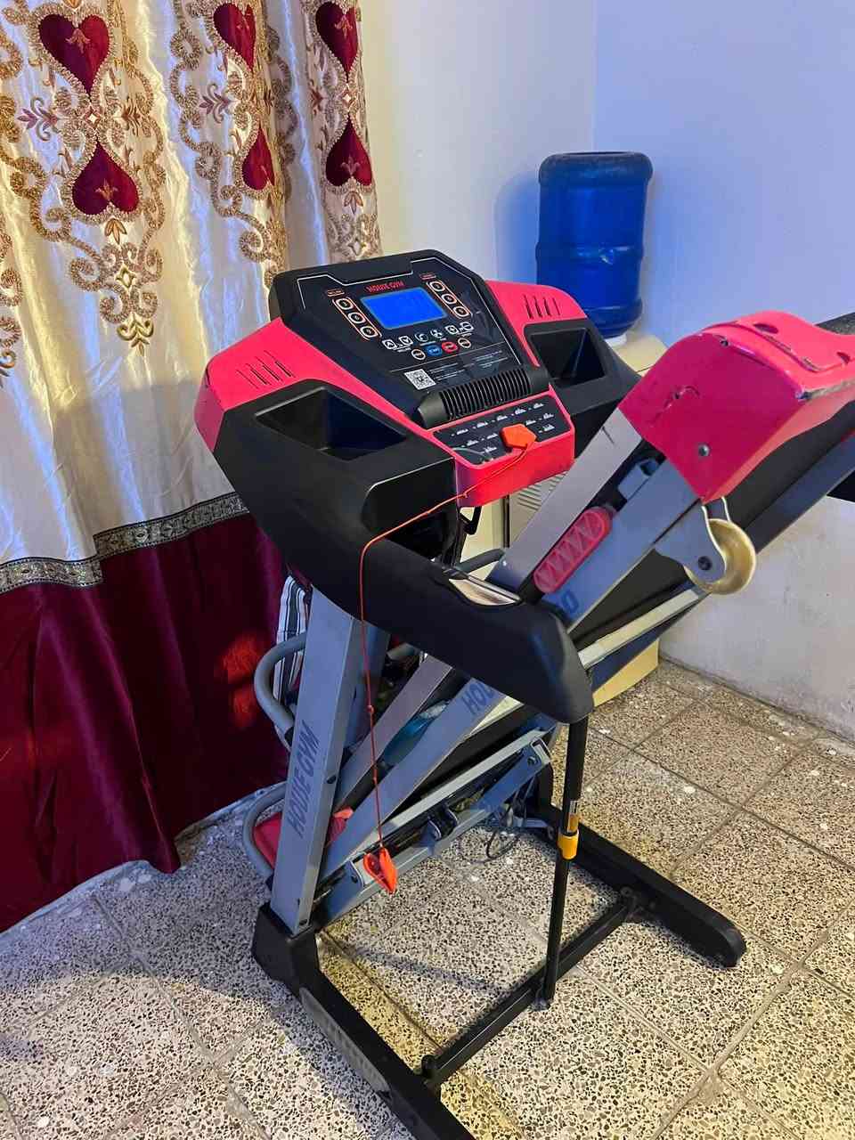 السلام عليكم 🫡 جهاز جري 🏃 
دبل ماطور جبلي فول مواصفات 

1يحتوي  على نظام الجبلي 
2مزود بنظام قياس المسافة المقطوعة 
3يحتوي على جهاز تكسير الشحوم 
4يحتوي على نضام تزييت ذاتي 
5يحتوي حساس نبضات القلب ومفتاح امان 
وتحكم بل يدات 
 العنوان بغداد حي لأمانة 
يوجد توصيل 🚚 
جميع المحافظات السعر 240
***********واتساب
