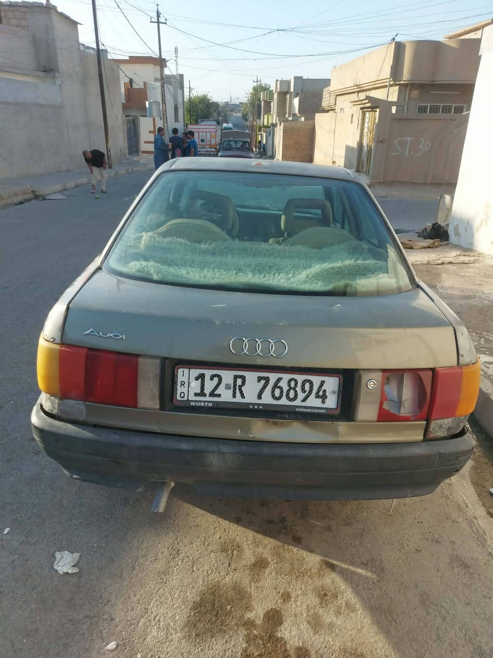 اودي موديل90 محرك كير شرط مكاني موصل سوك المعاش السعر 20 جمات كهرب بور شغال بسمي  سنويه لل 30 صبغ بلادي تخم تيرات ***********
